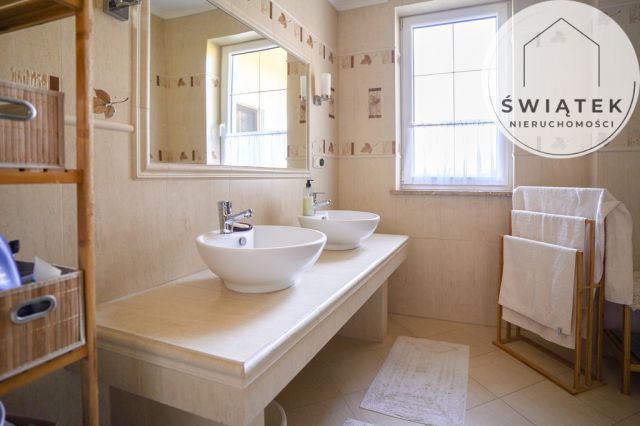 dom wolnostojący, 8 pokoi Czarne Błoto. Zdjęcie 10