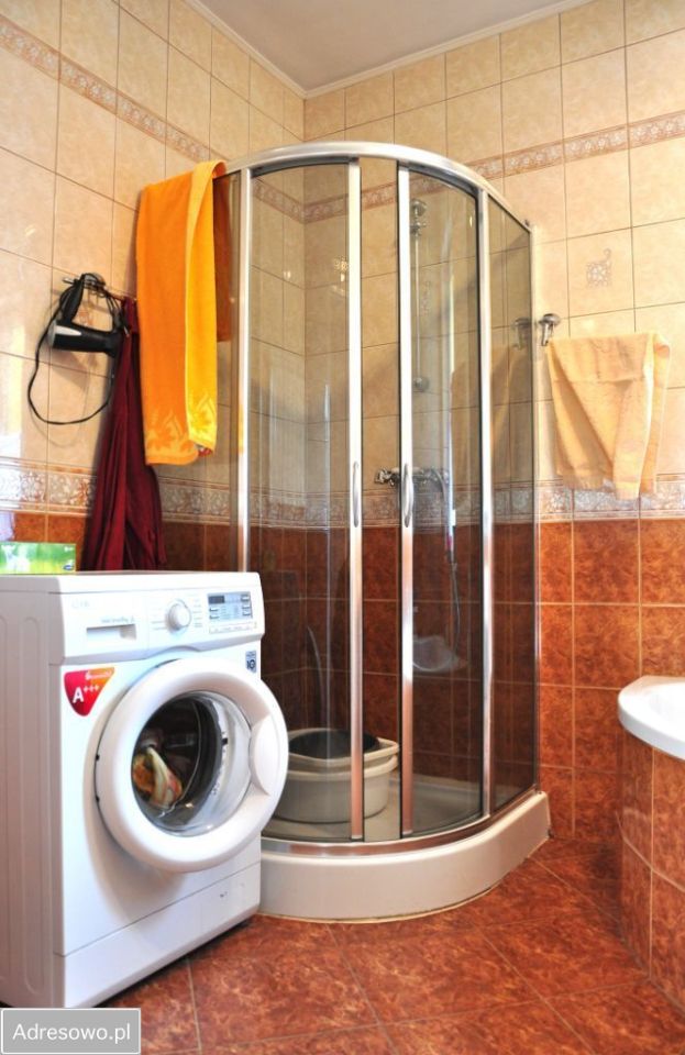 dom wolnostojący, 4 pokoje Zgłowiączka. Zdjęcie 20