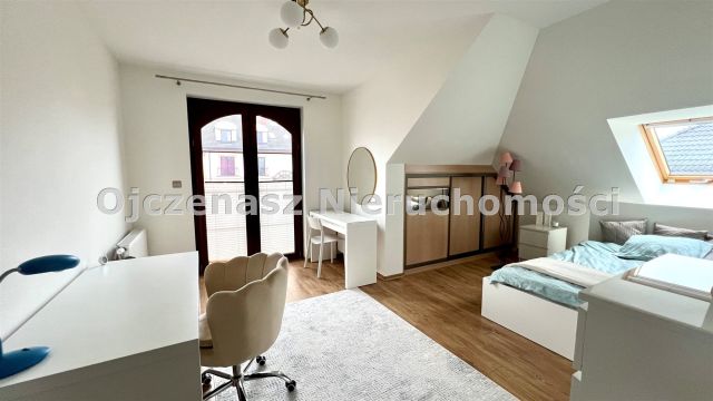 dom wolnostojący, 6 pokoi Niemcz. Zdjęcie 6