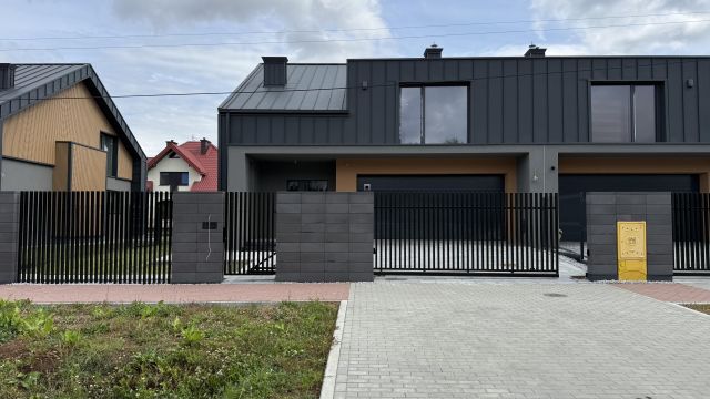 bliźniak, 4 pokoje Stare Opole, ul. Mazowiecka. Zdjęcie 1