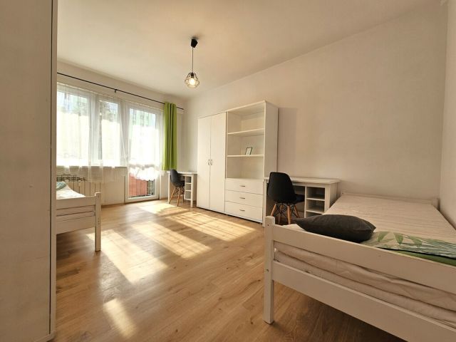 Mieszkanie 4-pokojowe Rzeszów Nowe Miasto, ul. ks. Jerzego Popiełuszki. Zdjęcie 3