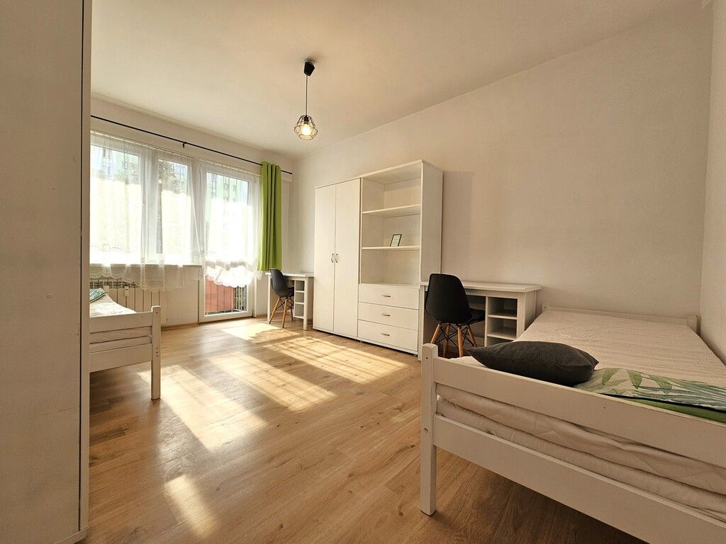 Mieszkanie 4-pokojowe Rzeszów Nowe Miasto, ul. ks. Jerzego Popiełuszki. Zdjęcie 3
