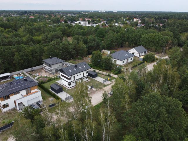 bliźniak, 5 pokoi Józefów Michalin, ul. Graniczna. Zdjęcie 1