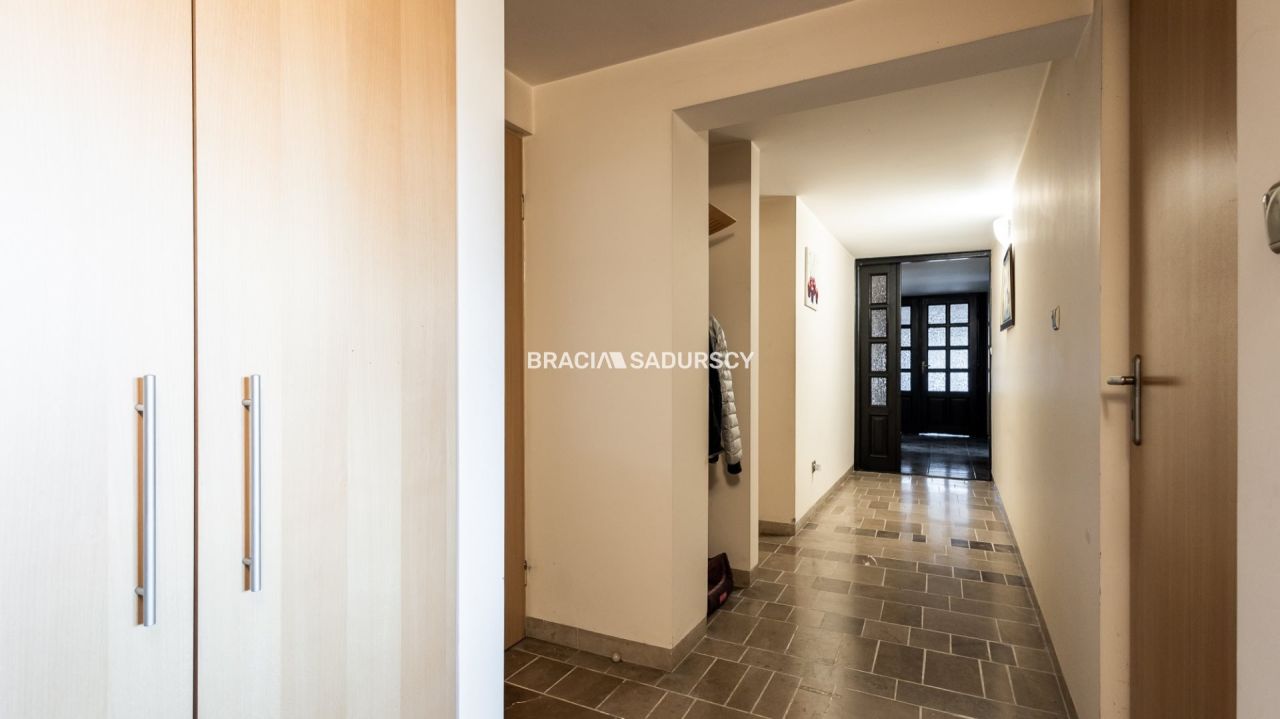 dom wolnostojący, 8 pokoi Zabierzów, ul. Krakowska. Zdjęcie 32