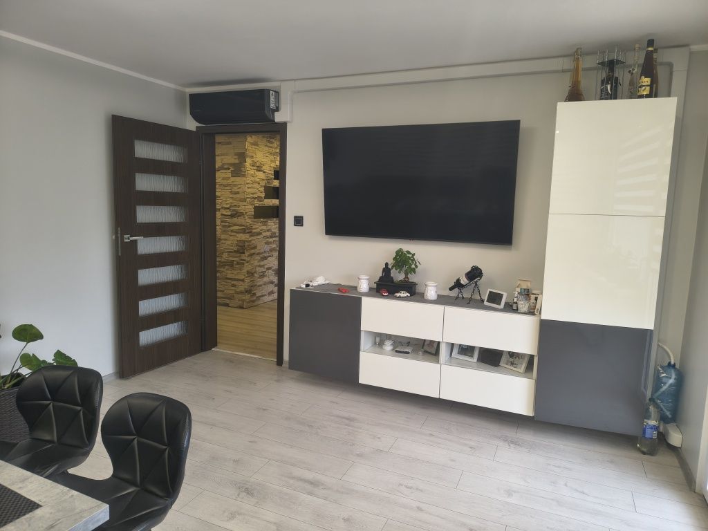 Mieszkanie 4-pokojowe Świdnica. Zdjęcie 1