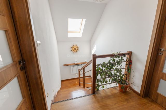 dom wolnostojący, 5 pokoi Wyszków. Zdjęcie 11