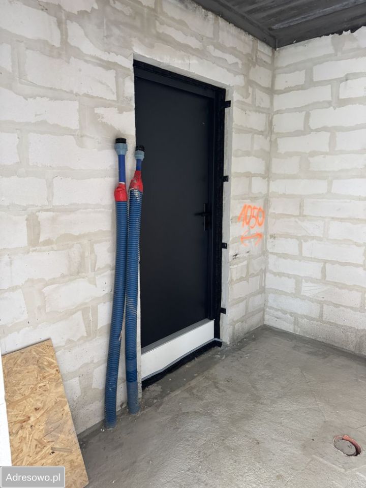 dom wolnostojący, 6 pokoi Różyny. Zdjęcie 4