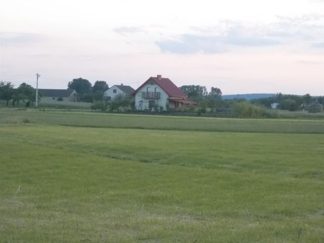 dom wolnostojący, 3 pokoje Żuków. Zdjęcie 1