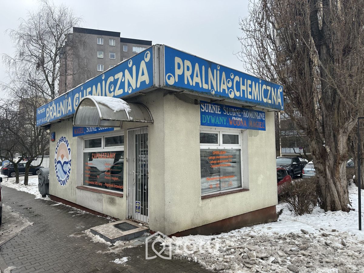 Lokal Warszawa Praga-Południe, rondo gen. Augusta Emila Fieldorfa "Nila". Zdjęcie 3