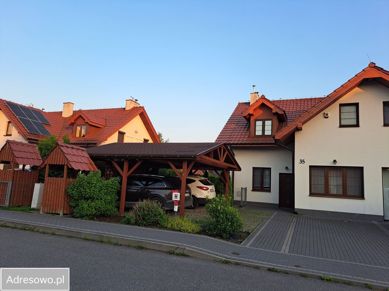 dom szeregowy, 5 pokoi Niepołomice Boryczów, ul. Oficerska. Zdjęcie 1