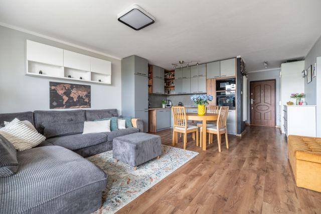 Mieszkanie 3-pokojowe Gdynia Karwiny, ul. Leopolda Staffa. Zdjęcie 2