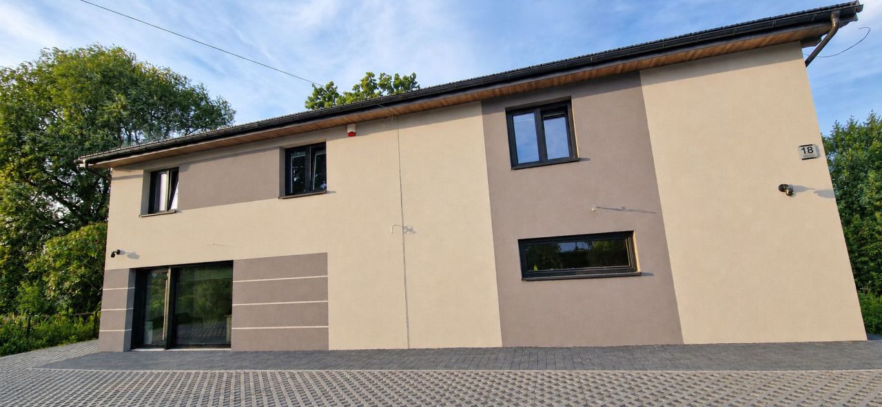 dom wolnostojący, 10 pokoi Kraków Kobierzyn, ul. Kwiecista. Zdjęcie 2
