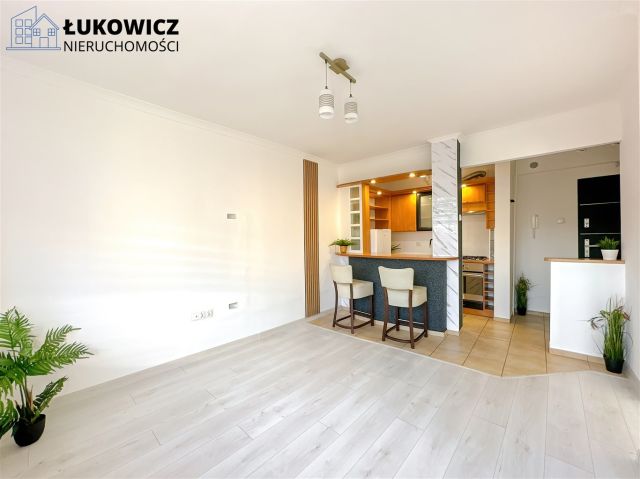Mieszkanie 2-pokojowe Czechowice-Dziedzice, ul. Adama Mickiewicza. Zdjęcie 3