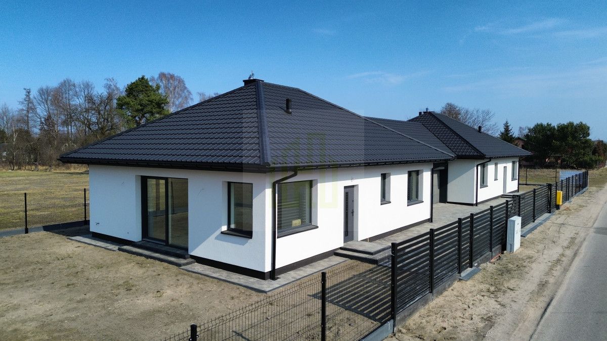 bliźniak, 4 pokoje Budy-Grzybek. Zdjęcie 1