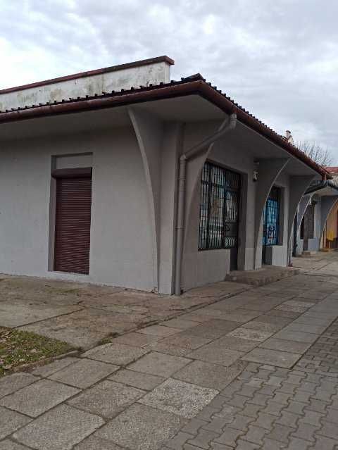 Lokal Kraków Kurdwanów, ul. Marii i Bolesława Wysłouchów. Zdjęcie 2