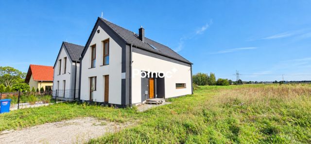 dom wolnostojący, 5 pokoi Niemodlin, ul. Słoneczna. Zdjęcie 7