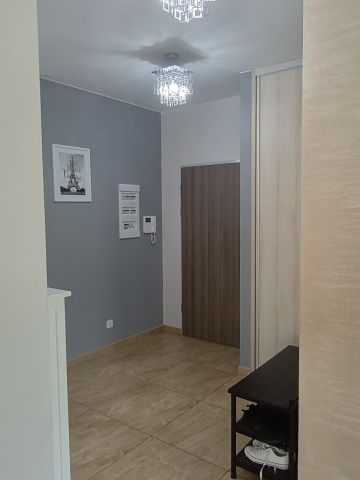 Mieszkanie 3-pokojowe Łódź Bałuty, ul. Romanowska. Zdjęcie 1