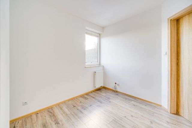 Mieszkanie 3-pokojowe Reda, ul. Leśna. Zdjęcie 13