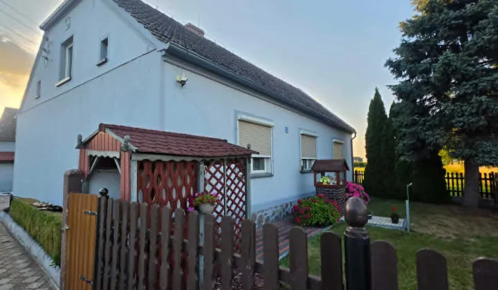 dom wolnostojący Smolice