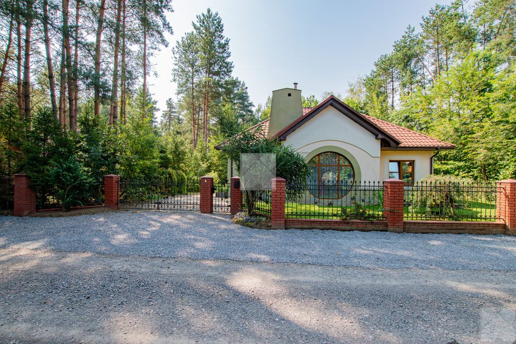 dom wolnostojący, 6 pokoi Radawa, ul. Mołodycka. Zdjęcie 2