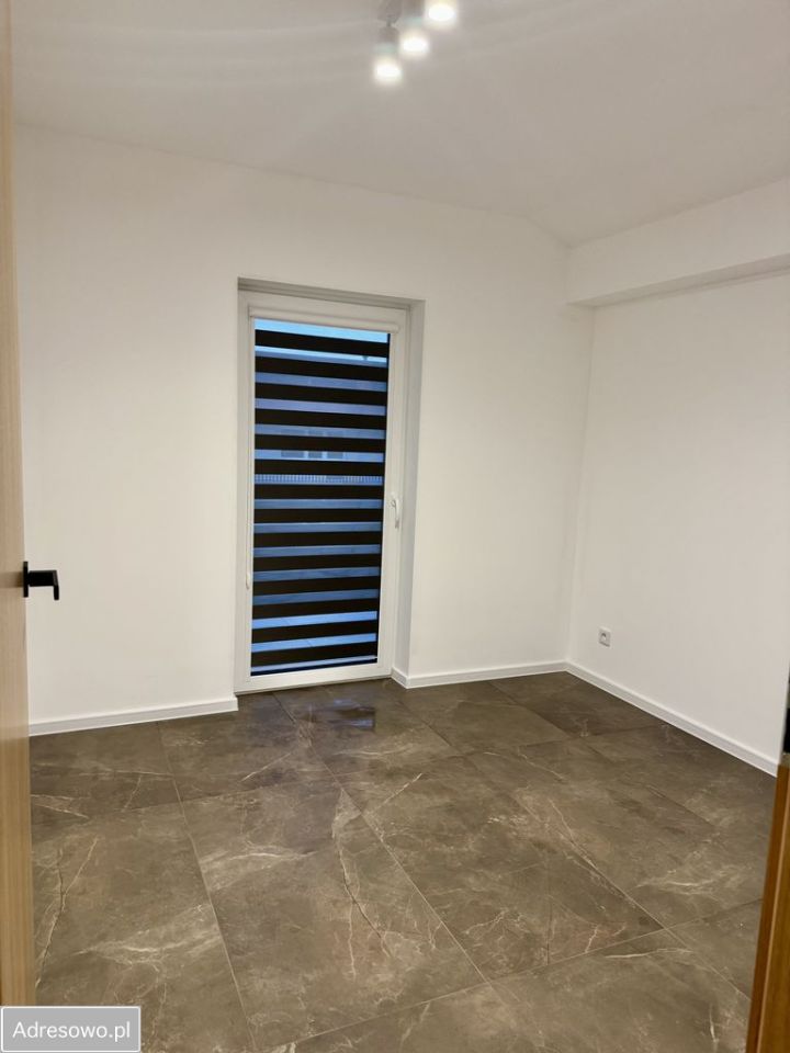 Mieszkanie 3-pokojowe Skawina. Zdjęcie 2