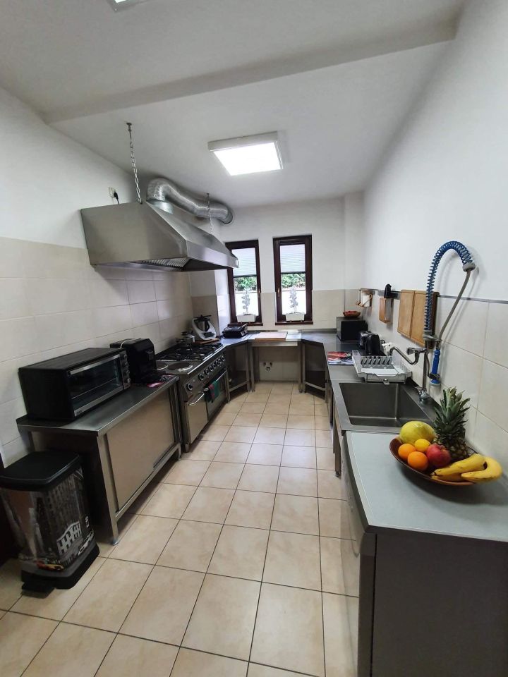 dom wolnostojący, 12 pokoi Stobno. Zdjęcie 2