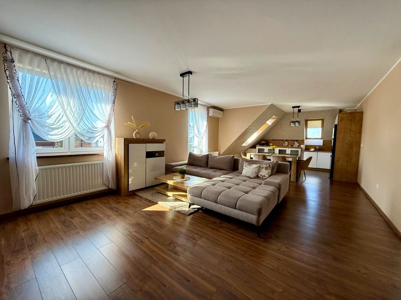 Mieszkanie 3-pokojowe Legnica Bielany, ul. płk. Karola Myrka. Zdjęcie 4