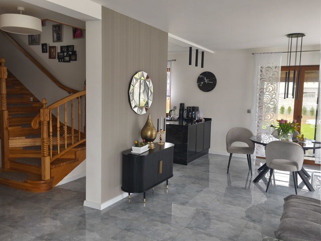 dom wolnostojący, 4 pokoje Wykroty. Zdjęcie 6