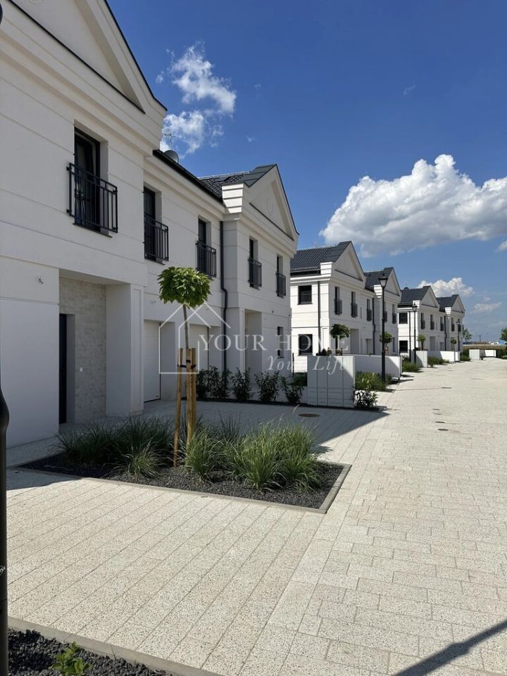 bliźniak, 5 pokoi Cesarzowice. Zdjęcie 2