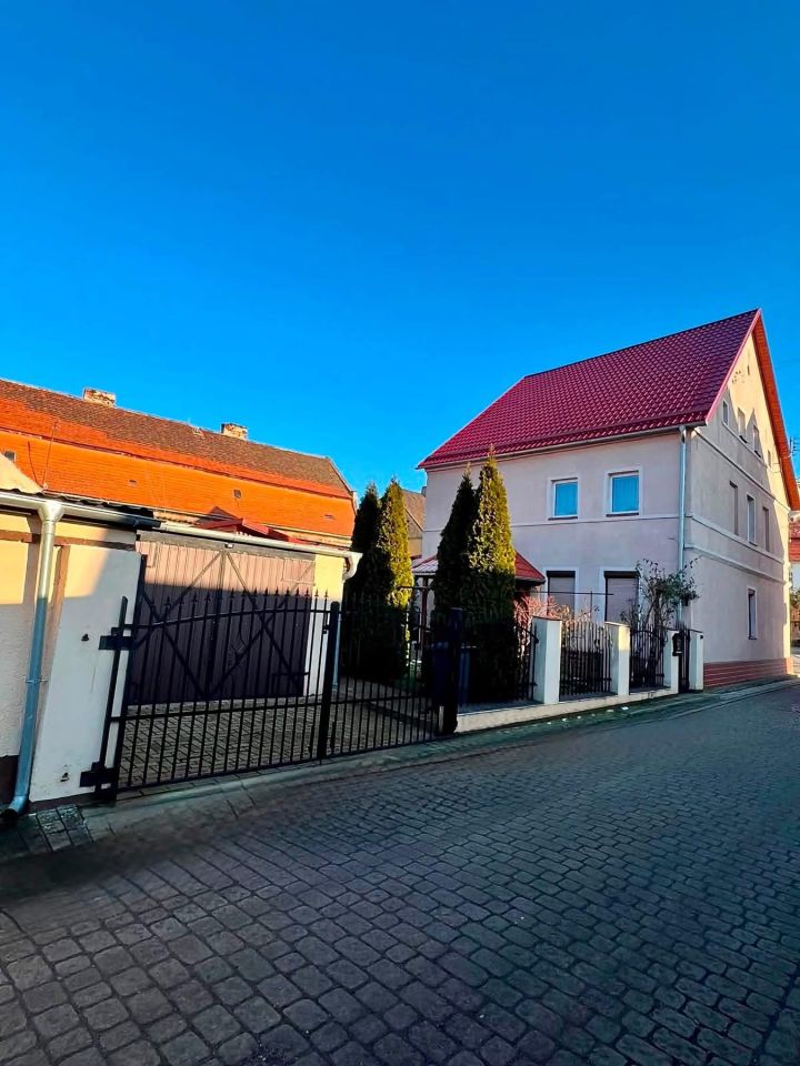 dom wolnostojący, 5 pokoi Czernina, rynek Rynek. Zdjęcie 2