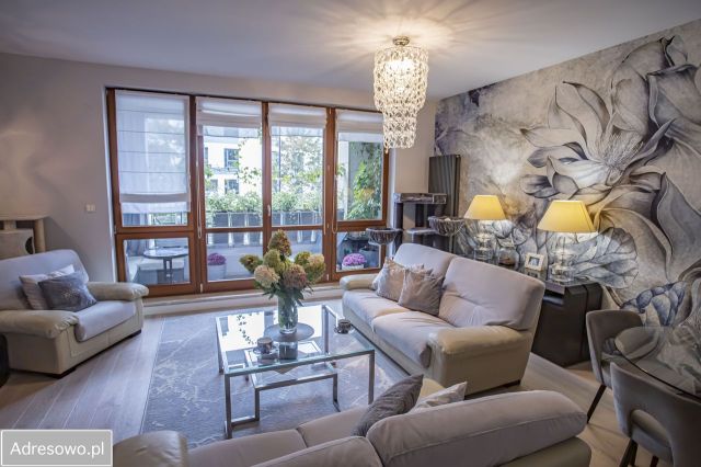 Mieszkanie 3-pokojowe Warszawa Wilanów, ul. Sarmacka. Zdjęcie 1