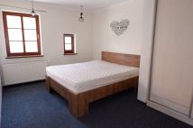 kamienica Rawicz, ul. 3 Maja. Zdjęcie 2