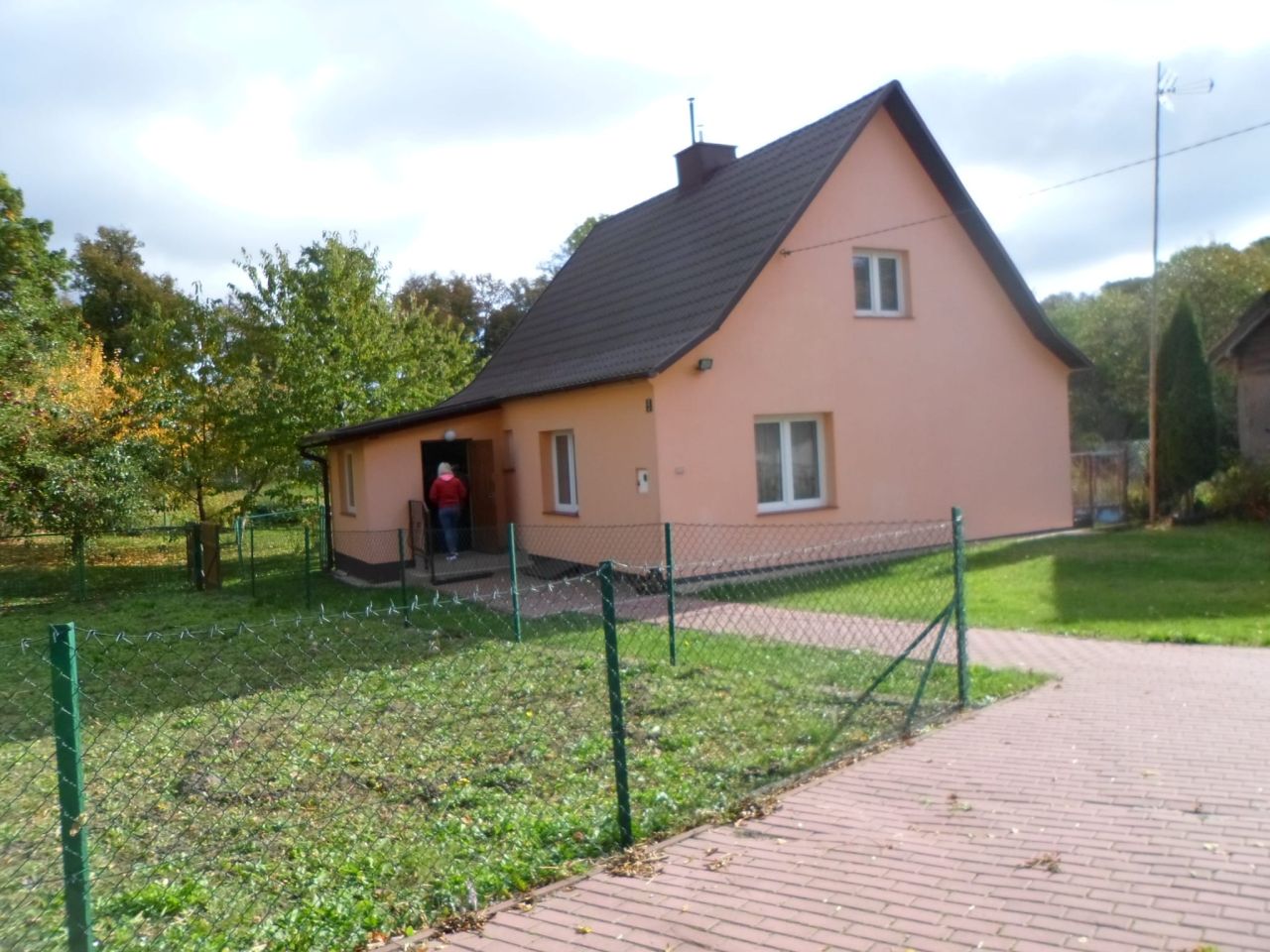 dom wolnostojący, 2 pokoje Kozłowo. Zdjęcie 6