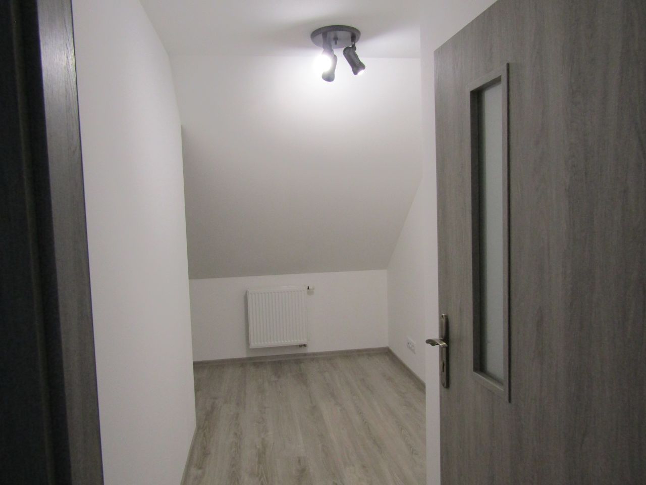 Mieszkanie 4-pokojowe Olszowa, ul. Wiejska. Zdjęcie 14