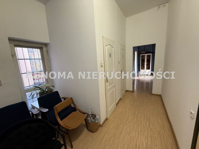 Biuro Wałbrzych Śródmieście, ul. Adama Mickiewicza. Zdjęcie 7