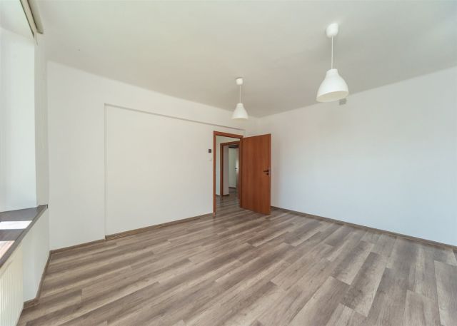 dom wolnostojący, 6 pokoi Bielsko-Biała, ul. Konstantego Damrota. Zdjęcie 3