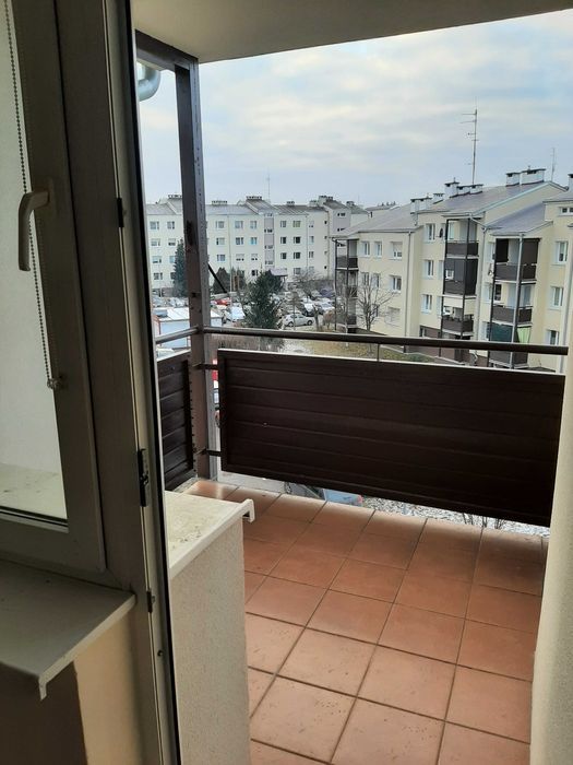 Mieszkanie 3-pokojowe Dobrzeń Wielki. Zdjęcie 5