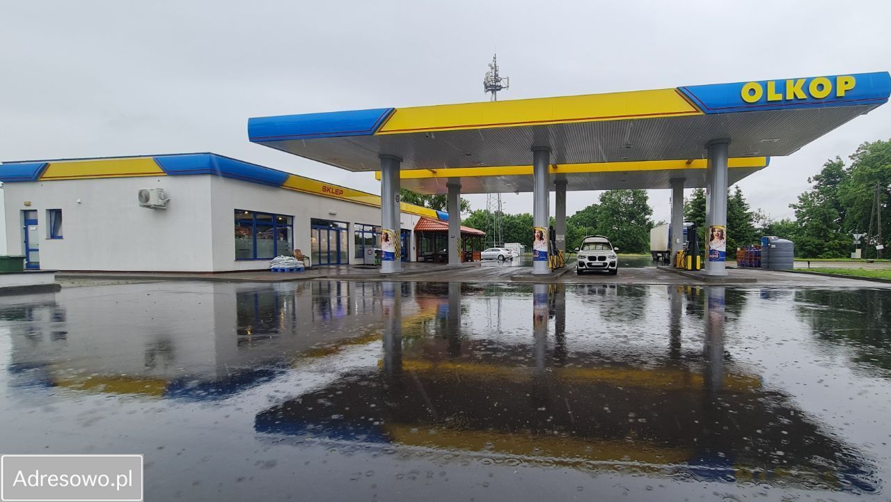 Nieruchomość komercyjna Bzowo