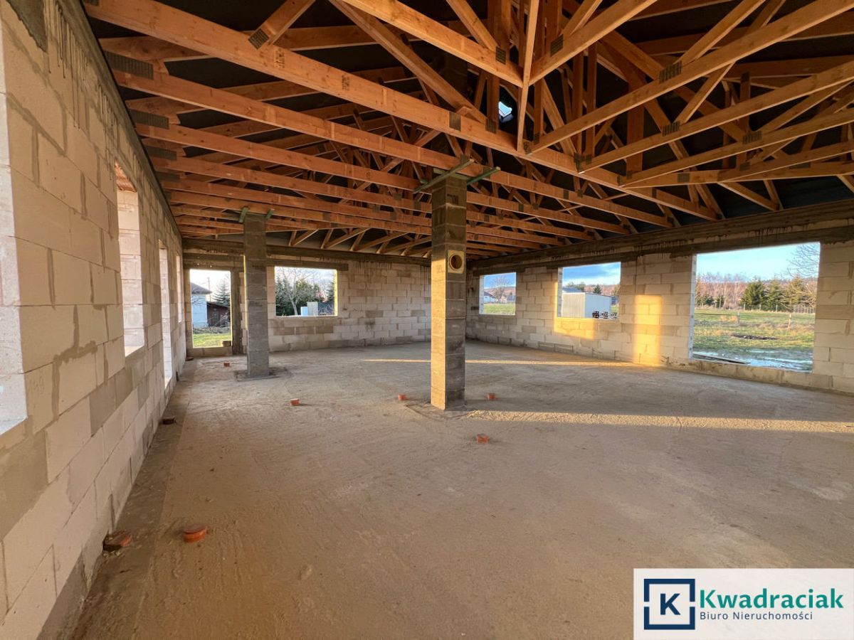 dom wolnostojący, 4 pokoje Kombornia. Zdjęcie 16