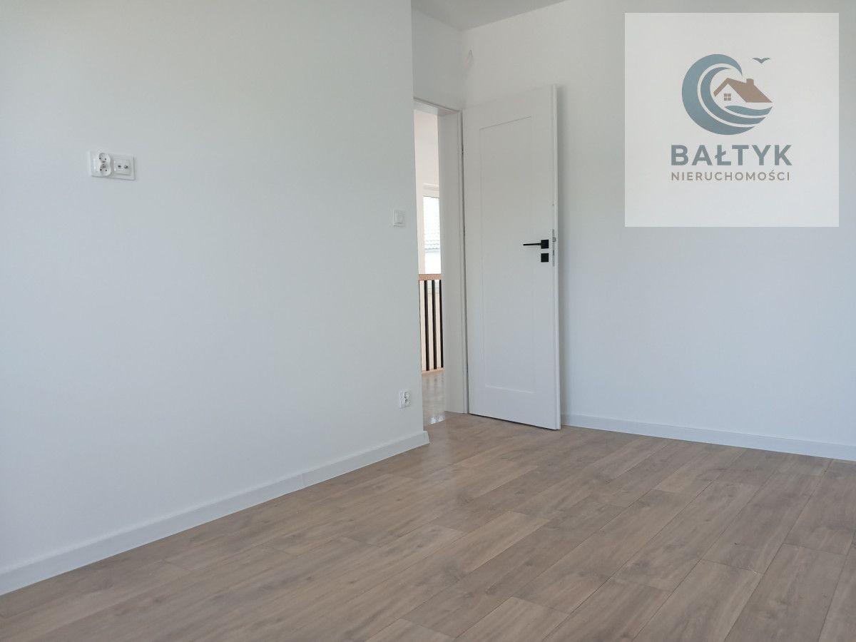 dom wolnostojący, 5 pokoi Luzino. Zdjęcie 13