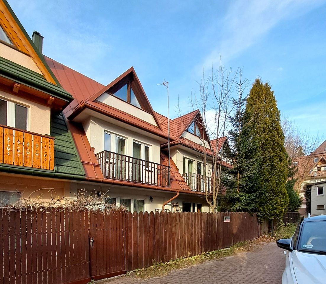 dom szeregowy, 6 pokoi Zakopane Bystre, ul. Droga na Bystre. Zdjęcie 1