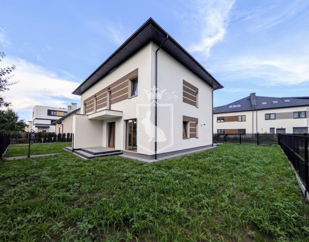 bliźniak, 5 pokoi Tłuszcz, ul. Wiejska. Zdjęcie 2