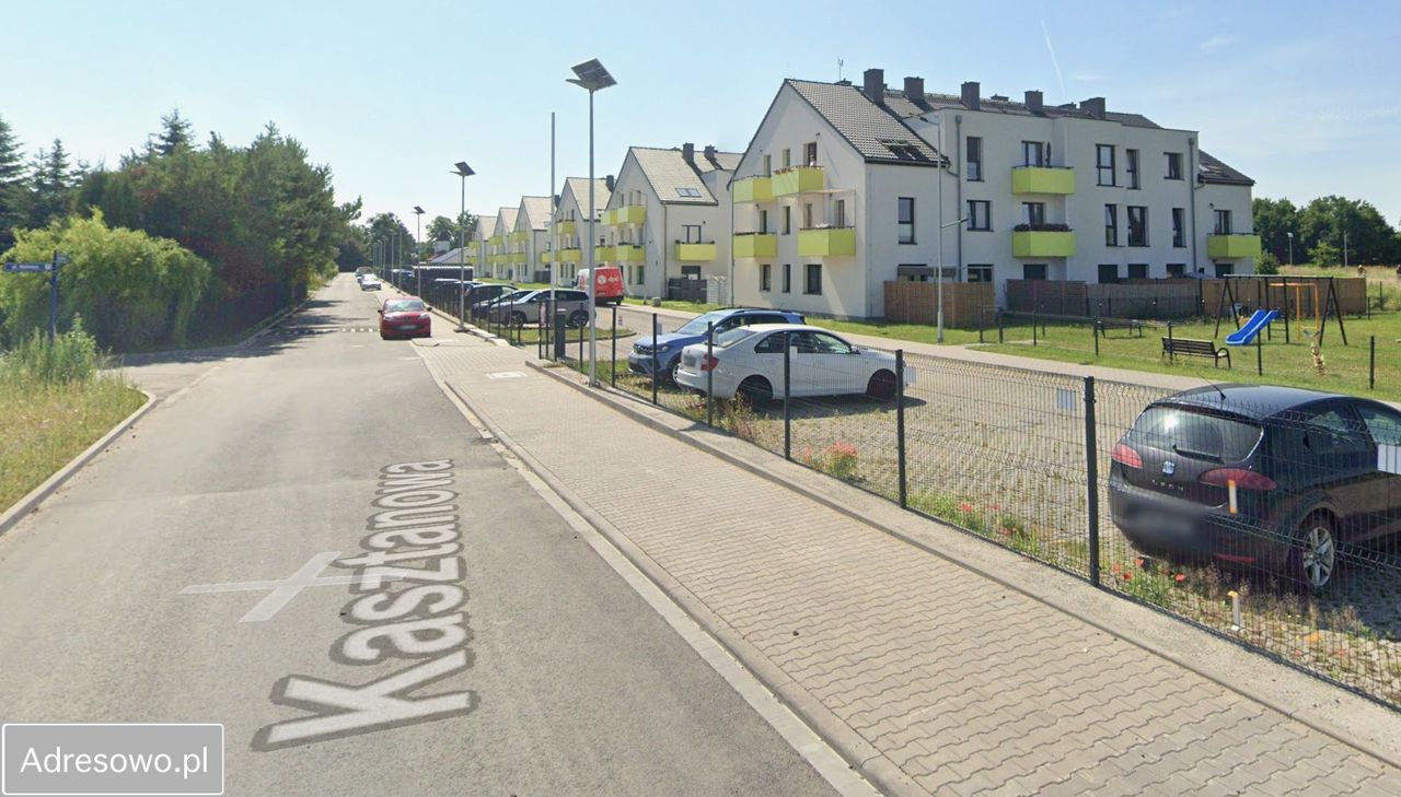 Mieszkanie 3-pokojowe Święta Katarzyna, ul. Kasztanowa. Zdjęcie 6