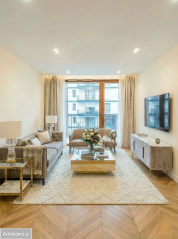 Mieszkanie 3-pokojowe Warszawa Wilanów, ul. Jerzego Holzera. Zdjęcie 1