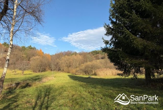 dom wolnostojący, 2 pokoje Lesko. Zdjęcie 12