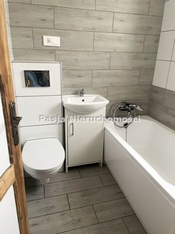 dom wolnostojący, 5 pokoi Płock. Zdjęcie 11