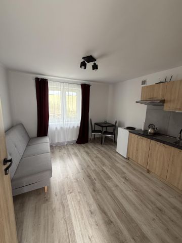 Mieszkanie 1-pokojowe Kajetany, ul. Rolna. Zdjęcie 1