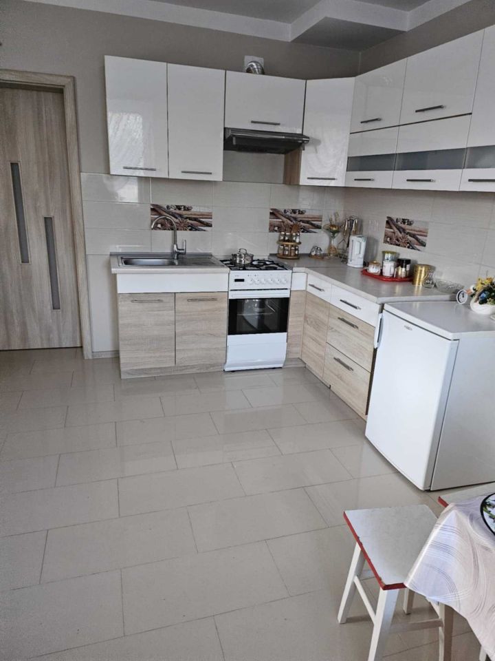 dom wolnostojący, 5 pokoi Ziębów. Zdjęcie 2