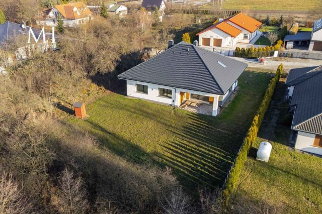 dom wolnostojący, 4 pokoje Zgierz. Zdjęcie 11