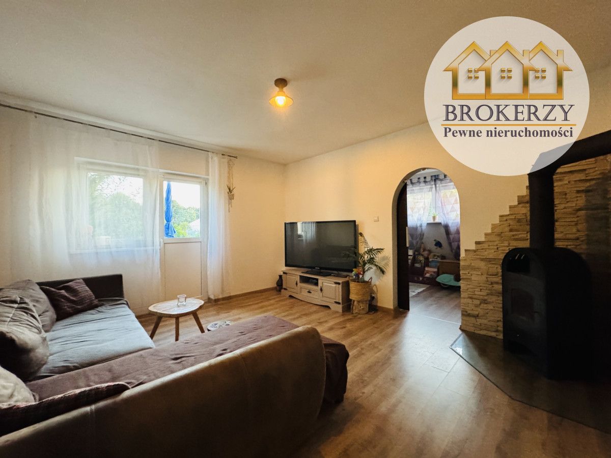 dom szeregowy, 2 pokoje Uradz